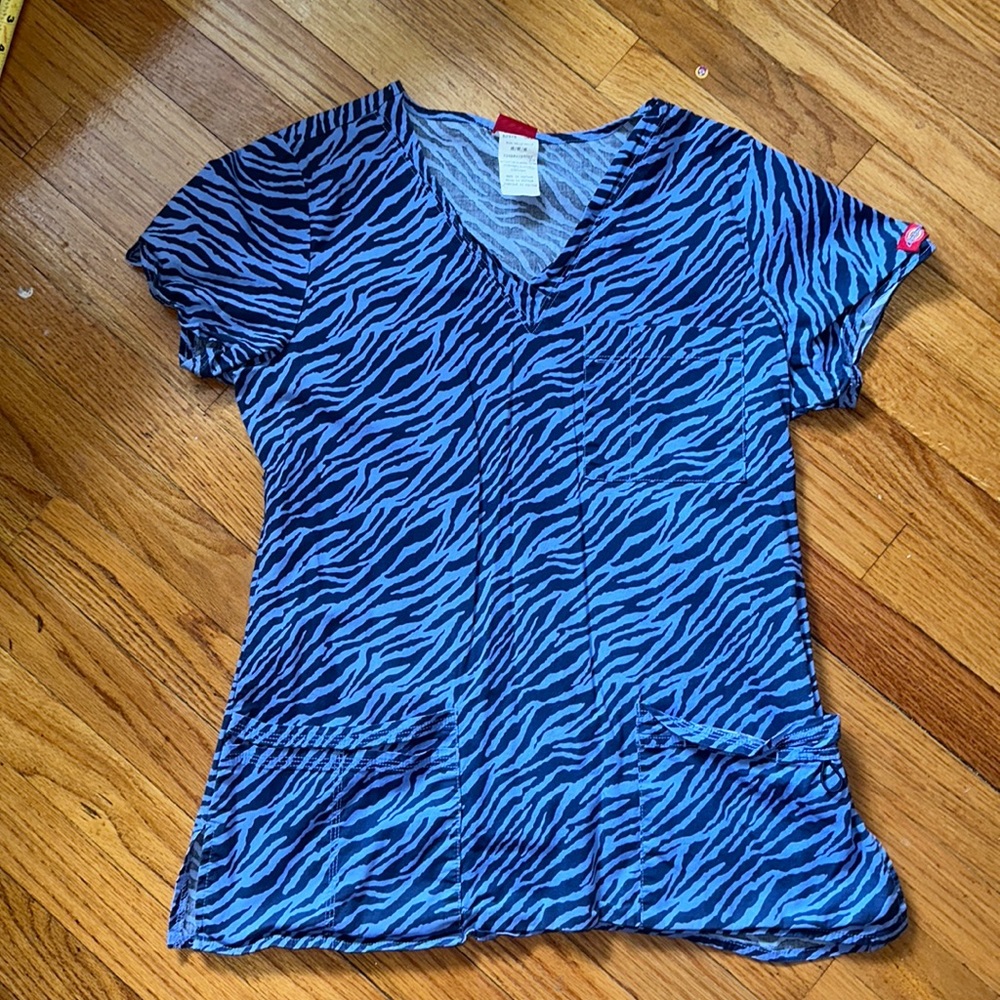 Dickies scrub top M